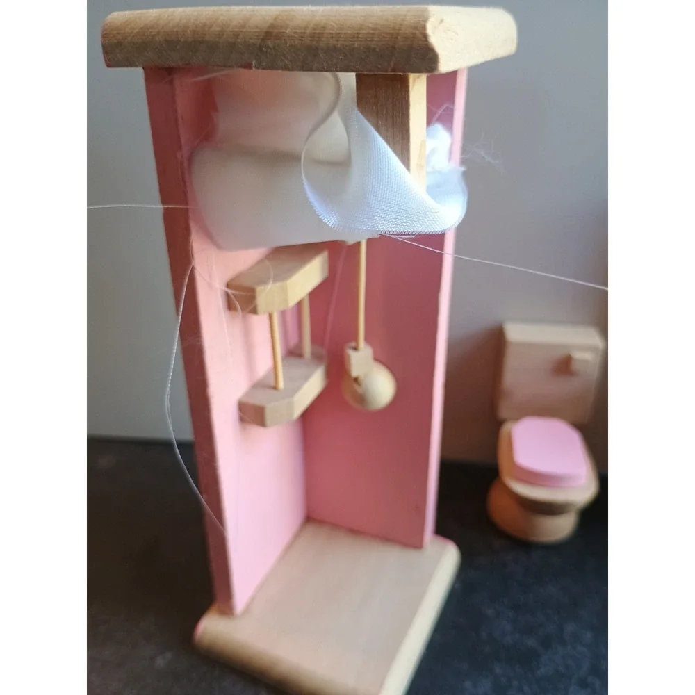 Wooden Kitchen Bathroom Dollhouse Furniture, Pink & White 5 Pieces
